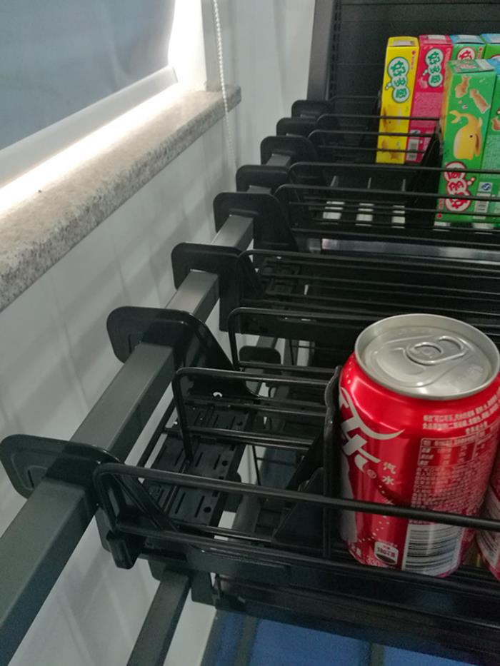 Metal Bottle Drink Pusher System